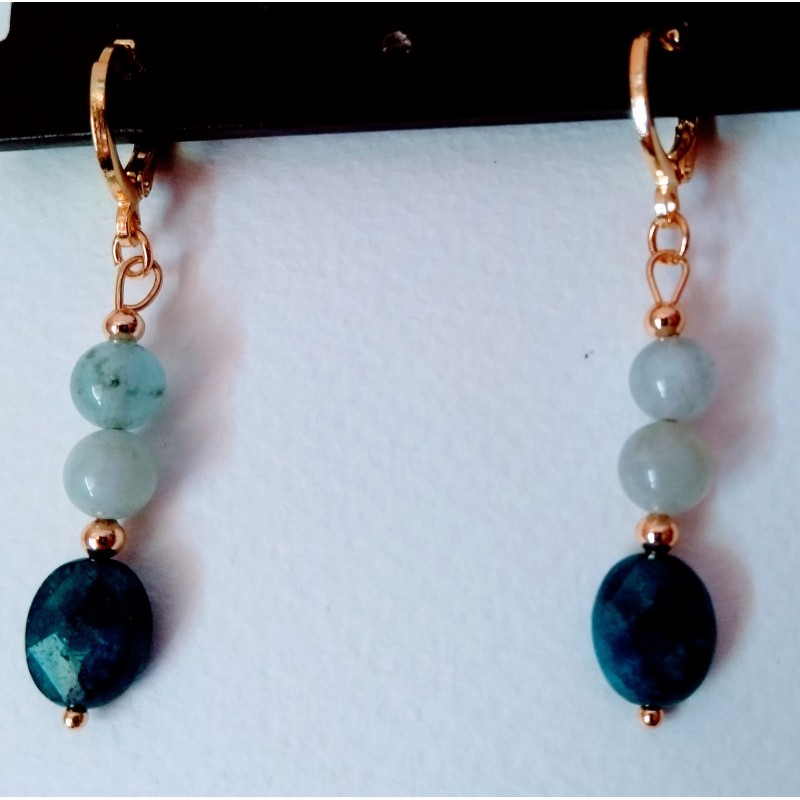 Boucles d'oreilles Aquamarine, aigue-marine et apatite bleue, créées par Martine Portelli, Marseille