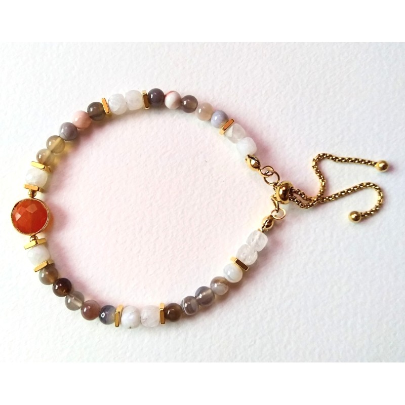 Bracelet mix gemmes: cornaline, agate du Botswana et pierre de Lune CARESSE, création Martine Portelli