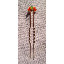 Pique à cheveux GRANADA orné d'agate rouge et d'aventurine verte