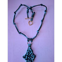 Collier soie macramé Entrelacs Turquoise et Noir