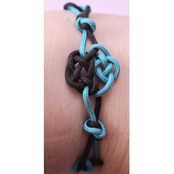 Bracelet coulissant soie macramé Dentelle de soie, création Martine Portelli