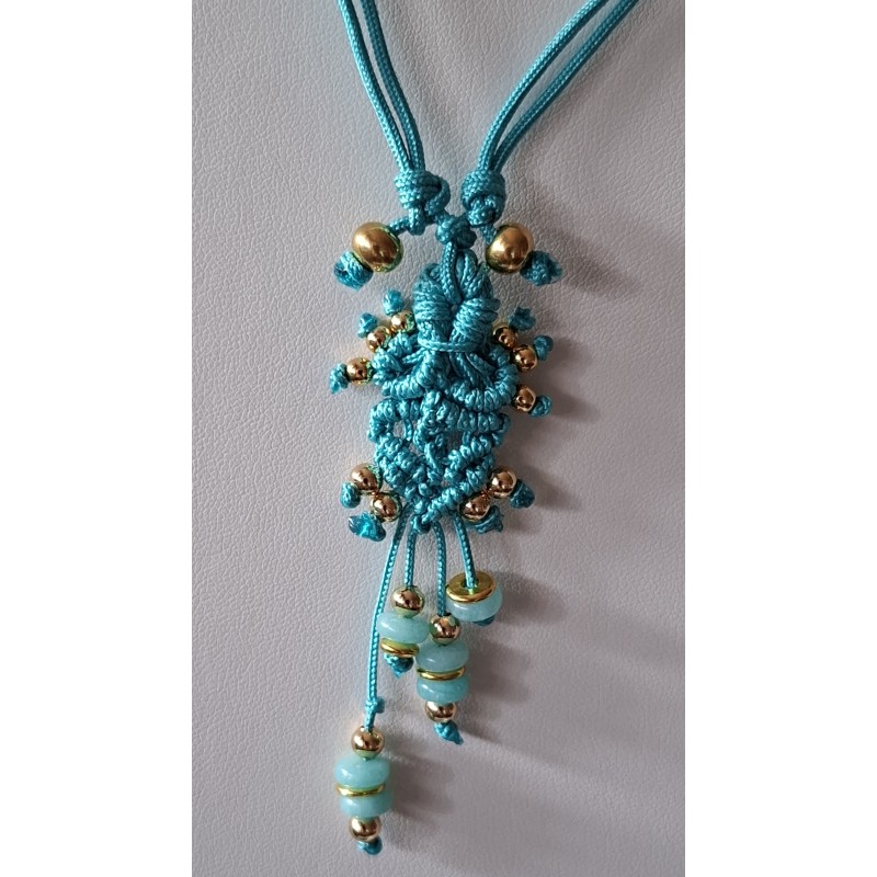 Collier 2 en 1 coulissant soie macramé et jade bleu Lagon Bleu Collier 2 en 1 coulissant soie macramé et jade bleu Lagon Bleu