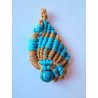 Pendentif en macramé de soie et chrysocolle Coquillage, création Martine Portelli