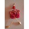 Pendentif en macramé de soie et agate rouge Papillon, création Martine Portelli