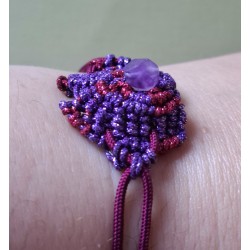Bracelet coulissant soie macramé et améthyste Viola
