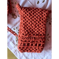 pochette en macramé pour téléphone portable Erable