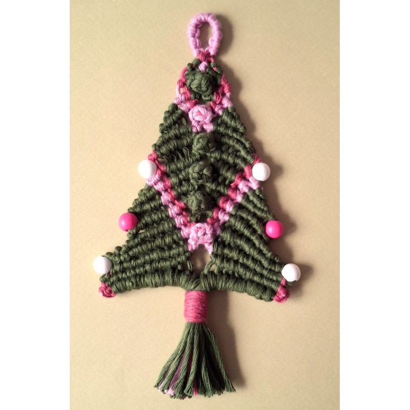 Sapin en macramé de coton biologique , création Martine Portelli