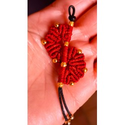 Pendentif en macramé de...