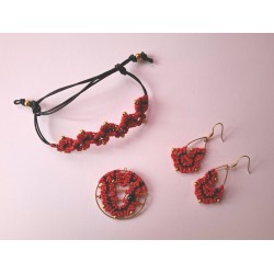 Boucles d'oreilles Coeurs en macramé de coton ciré Valentine