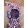 Manchette Améthyste ajustable en macramé de coton ciré, création Martine Portelli