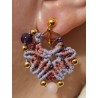 Boucles d'oreilles clips en macramé de coton ciré, soie et agates Lilas, création Martine Portelli