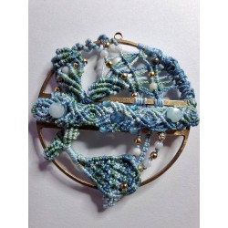 Pendentif en micro macramé...