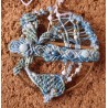 Pendentif en micro macramé de coton et gemmes Rêveries marines