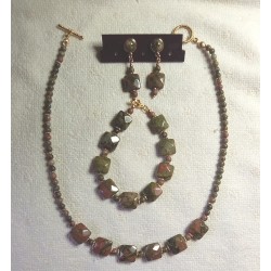 Collier en unakite  EVEIL DU PRINTEMPS